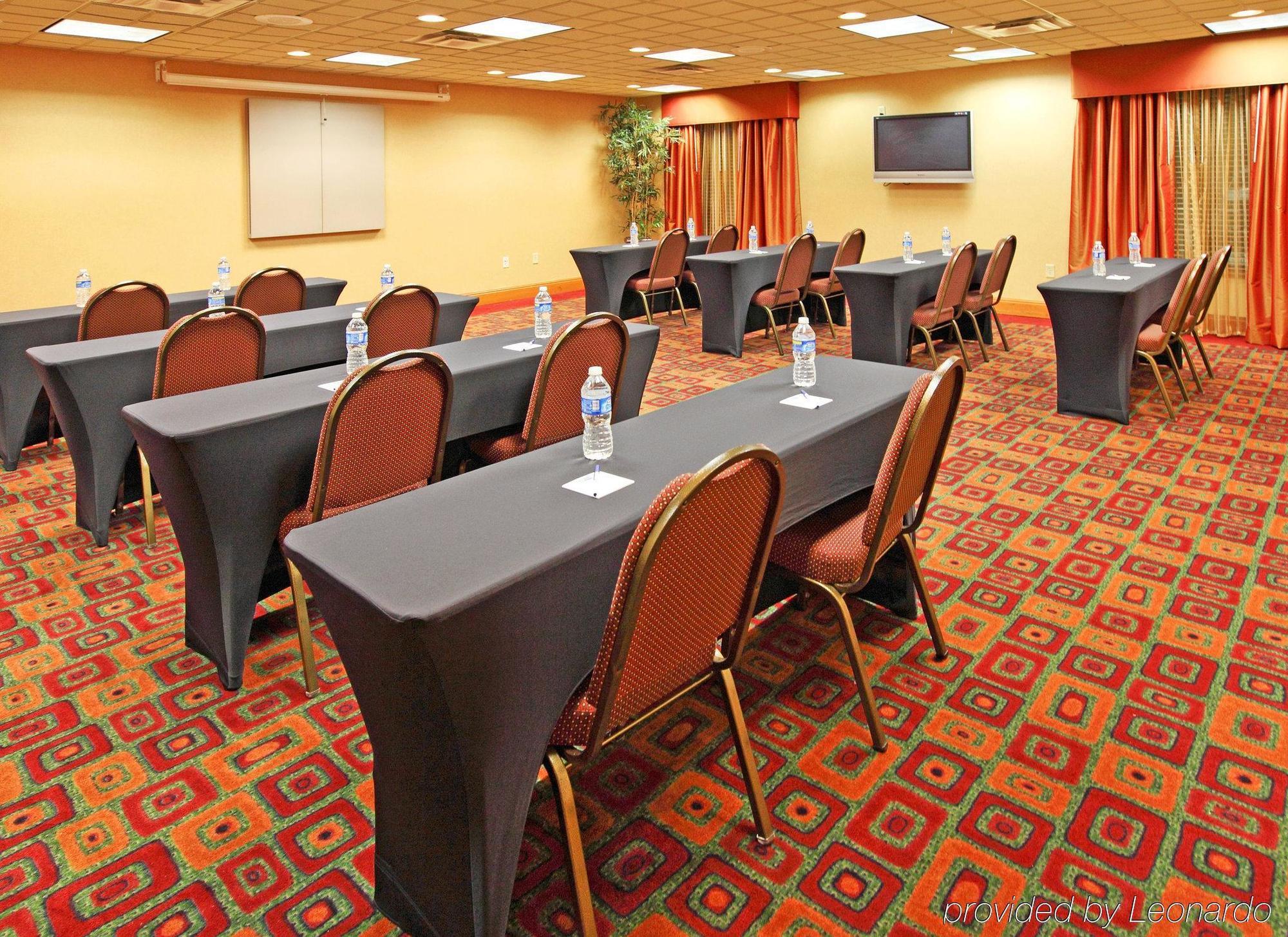 Holiday Inn Express Tyler South By Ihg Business photo